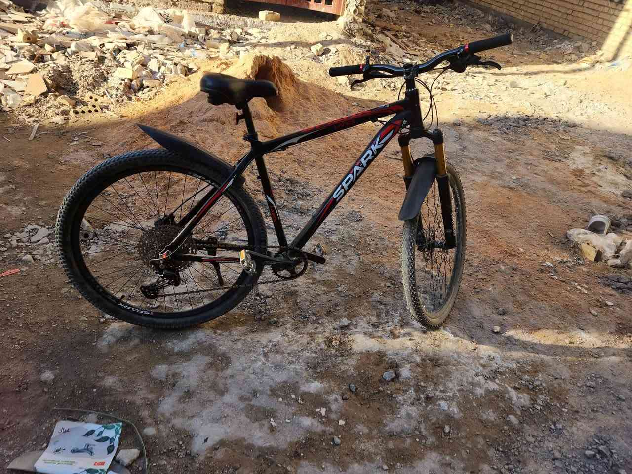 السلام عليكم بايسكل للبيع
فول المنيوم  قياس ٢٩ ستيرن كاربون بريكات دهن سيستم ديور ١×١٢ 

دبل حديث قفل فتح هواء بطيخات طرب كومبليون حديث

السعر ٣٠٠ وبيه مجال بسيط مكاني بغداد الكاظمية


**إذا كنت صاحب هذا الإعلان وتريد حذفه لأي سبب، رجاءا أرسل رسالة إلى الدعم الفني**