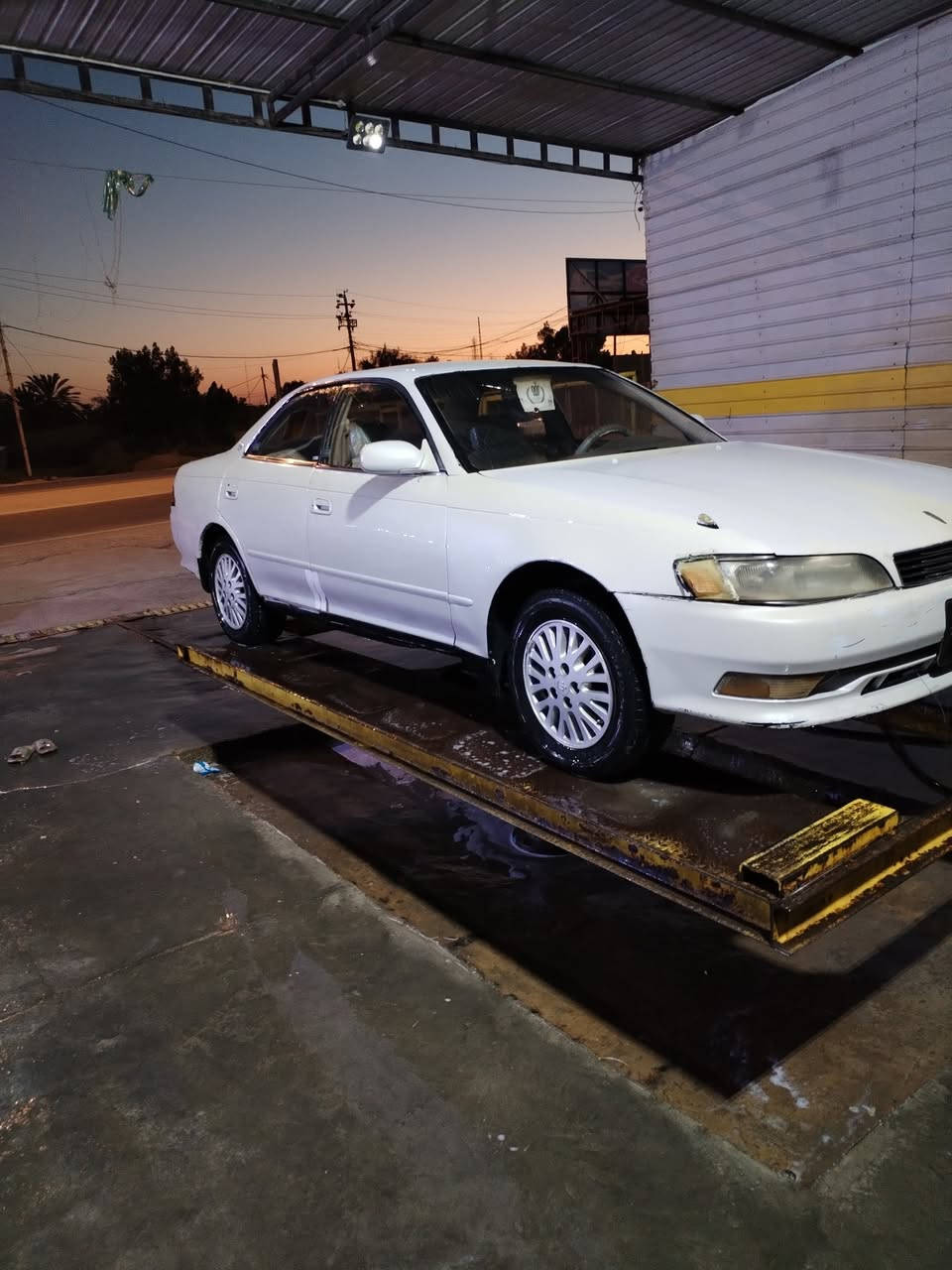 سلام عليكم سياره البيع مارك مكينه ثنين ونص مكان نجف سعر 35 وبيه مجال رقمه نجف وبيه كصه جنطه***********
