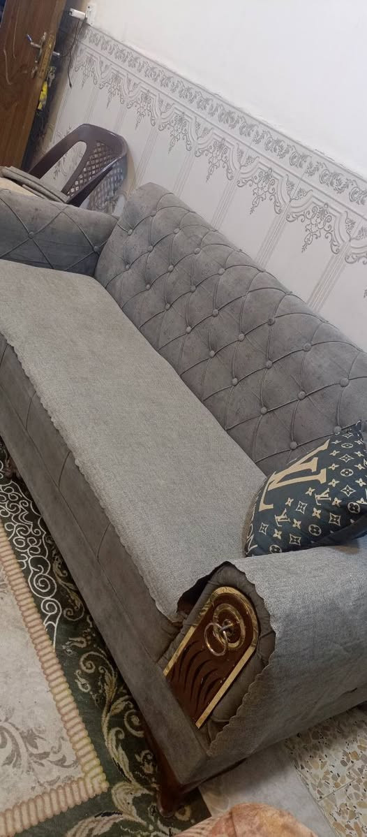 للبيع قنفتين السعر 200 ويه المفرش والبردات المكان الزعفرانية نهايته الاربع شوارع


**إذا كنت صاحب هذا الإعلان وتريد حذفه لأي سبب، رجاءا أرسل رسالة إلى الدعم الفني**