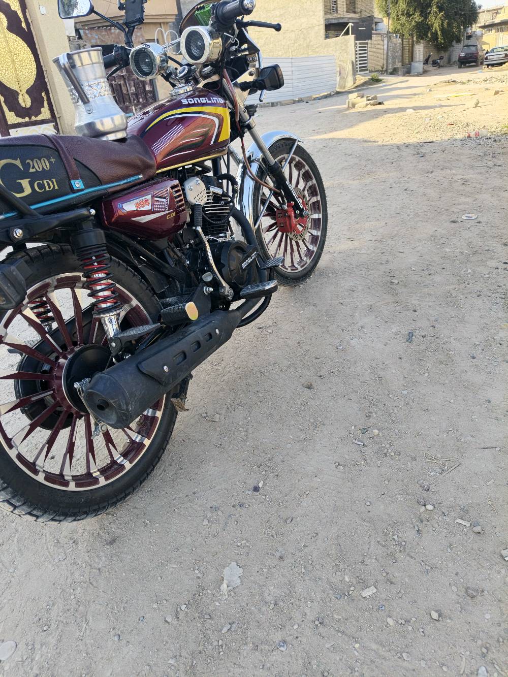 يالله سلام عليكم دراجة لبيع موديل 26 محرك 200سيسي الدراجة كفالة عامة من التاير لتاير كلشي شغال بيها بصمة بدشبول بصمة تشغيل عن بعد نازلة بشهر 9 السعر900وبيها مجال لشراي عنوان بغداد ***********واتساب تواصل خاص متوفر 24ساعة 