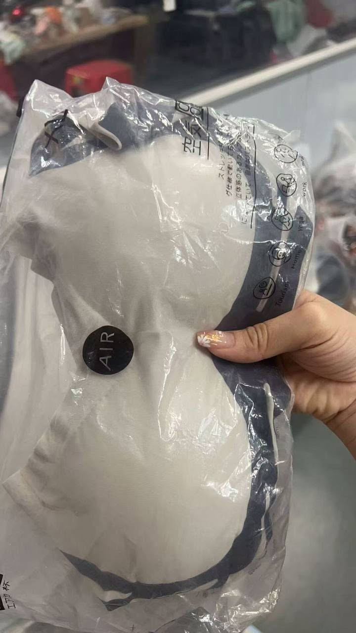 ستيان ليزري  قياسات M L XL 2XL سعر الدرزن ٢٤ الف اقل كمية ١٠ درزن


**إذا كنت صاحب هذا الإعلان وتريد حذفه لأي سبب، رجاءا أرسل رسالة إلى الدعم الفني**