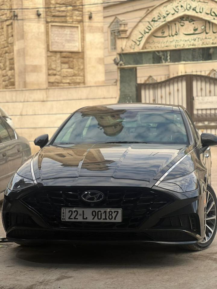السلام عليكم
للبيع سوناتا 2022 1.6 توربو لمتدد
السياره فول مواصفات للاخير بانوراما لايت ٤ عدسات اربع كامرات حساسات امامي خلفي رادار امامي جانبي خلفي توقف تلقائي قياده ذاتيه اضاءه محيطيه كل الالوان عدادت دجتل كامرات جانبيه بلعدادت كير ٨ نمر 
بيها صبغ جاملغ خلفي فقط وبابين مبدل نفس اللون 
بدون ايرباك السياره نضيفه كلش على ايدي مستوردها استخدامي شخصي بعدها كلها بلاديه ووكاله حتى مي الشركه بعده بيها بلادي كلشي بلادي بيها 
مكان السياره بغداد 
***********
***********
