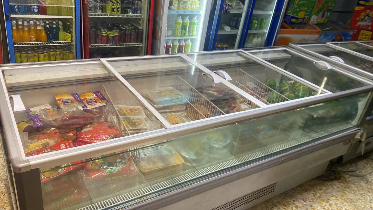 مجمدات بطحية عدد ٢
الطول 2,5 متر
العرض 1,2 متر
فول تجميد سعر المجمدة مليون
***********
بغداد حي الجوادين
