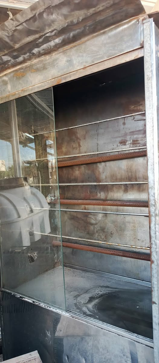 السلام عليكم ، شواية دجاج للبيع
نضيفة وكلها شغالة حتى ماطور الشياش شغال عوزها فقط جامه وحده ، سعرها 300 وبيها مجال ، مكاني قرية الغدير الأولى


**إذا كنت صاحب هذا الإعلان وتريد حذفه لأي سبب، رجاءا أرسل رسالة إلى الدعم الفني**