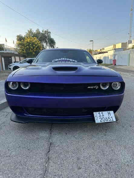 جالنجر 2016 
SRT اصل. 
عليها محرك 5700 
رقم بغداد باسمي 
هدرز داون بايب 
دبات 
سترس بار 
شوته afe 
كاتج كان 
دواخل LED وكاربون
كير عادي 
حادث موضح بالصوره 
السعر 140 بيها مجال. 
***********
