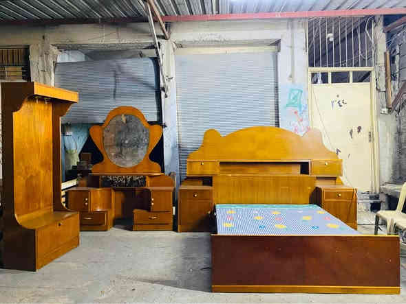 غرفه بدون قنصور السعر ١٠٠ للاستفسار *********** موصل
