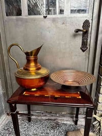 مغسل قديم • صناعة إنكليزي • نضافات عالية