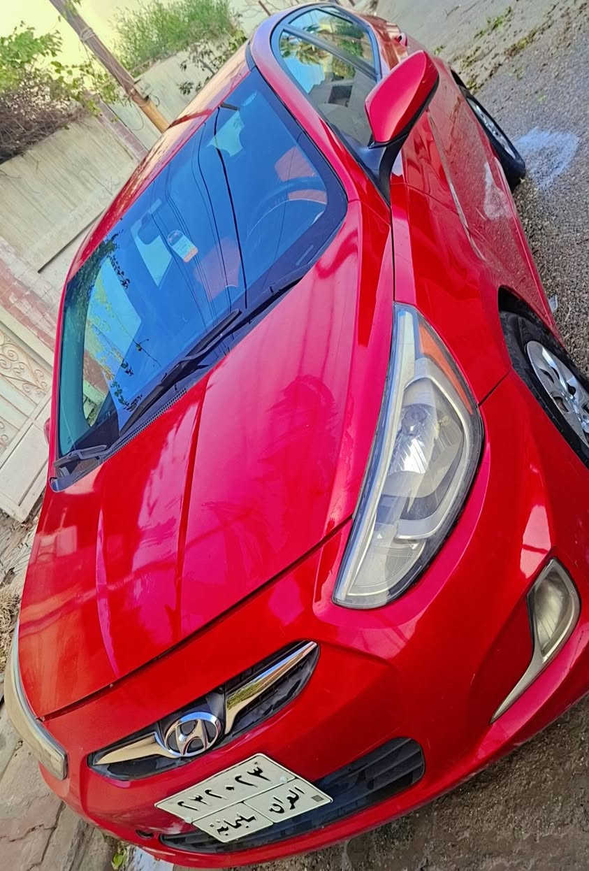 سلام عليكم 
هونداي اكسنت ٢٠١٦ هاش باك
محرك ٢٠ GDi
رقم سليمانية  
ماشيه٤٨
سياره مال بيت
دفتر بانزين موجود
ضرر بل منشور والفحص
مواصفات خدمات تايرات جدد باتري جديد سنويه ساقطه
 السعر ٨٧ وبيها مجال حك الجيه 
***********
