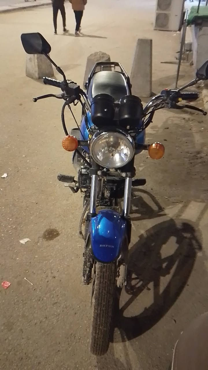 السلام عليكم دايون للبيع موديل 23اوراق سكنر مكينه 150دراجه مكينه مكفوله نضافه كلش حلوه عوزه بس صينيه مكاني بل حمزه الغربي السعر مليون و100 مجال للشراي بيه خير ويدلل شراي خابر ***********
