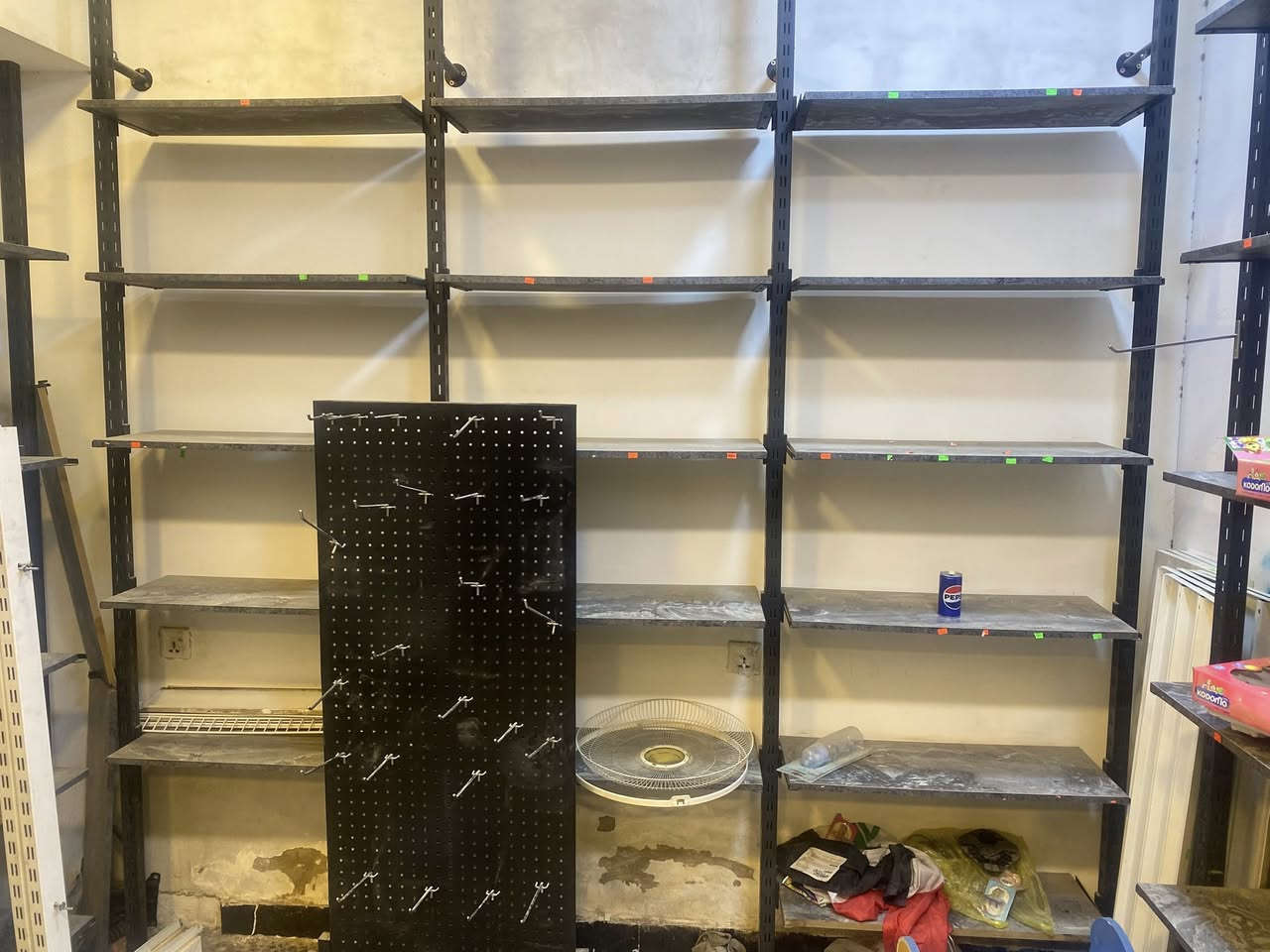 رفوف خشب اي دي اف كامله مال محل لبيع ال عليك بس المواد بل ضافه إلى عوارض للبيع


**إذا كنت صاحب هذا الإعلان وتريد حذفه لأي سبب، رجاءا أرسل رسالة إلى الدعم الفني**