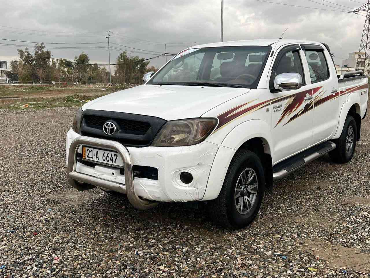 مە رزيه ٢٠٠٨ سعودى ده ره چه يه ك 
(***********)
سه ياره كه بۆياخى نييه سارد و پارچه كرانه وه ى نييه 

گيرو مه كينه ى به شه رت سه وت و سه رف و بوخارى نييه

پيش و دواى تازه داگيراوه چوار تايه ى لۆکى له ژيره يه ك دينار مه سره فى نييه 

ژينگه و سه نه وى تازه يه به ناوى خۆمانه ون يه ته حويل وه كاله به شه رت 

سعرى ١٦٩$ معامه له له سليمانيم      *********** السليمانية, العراق
