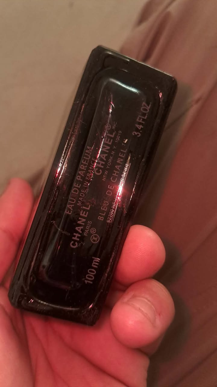 عطر بلو شانيل
نسخة اودو برفام
السعر٦٠ مع التوصيل
بي نص
التواصل عالخاص


**إذا كنت صاحب هذا الإعلان وتريد حذفه لأي سبب، رجاءا أرسل رسالة إلى الدعم الفني**
