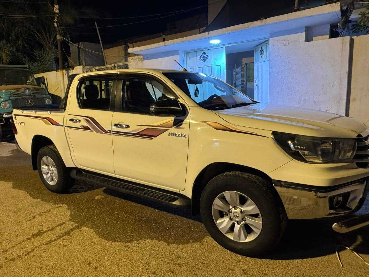 للبيع..  بيك آب هايلوكس 2019 فورويل  فول مواصفات داخل احمر تحكمات ستيرن جهتين
تبريد شاشه وتبريد كشنات مانع تزحلق نضام اقتصاد وقود ونضام درايف شاشه كامره حساسات تبريد قطعتين  اشاير مري لد ماشيه 187 الف
وبعد عدة مواصفات  محرك كفاله نضافه100٪كفاله عامه من الصبغ فقط بارد قليل رقم اربيل بااسمي  دولي هزه جديده سنويه لل31   ***********
ديالى بعقوبه السعر مناسب جدآ 266 وبيه مجال
