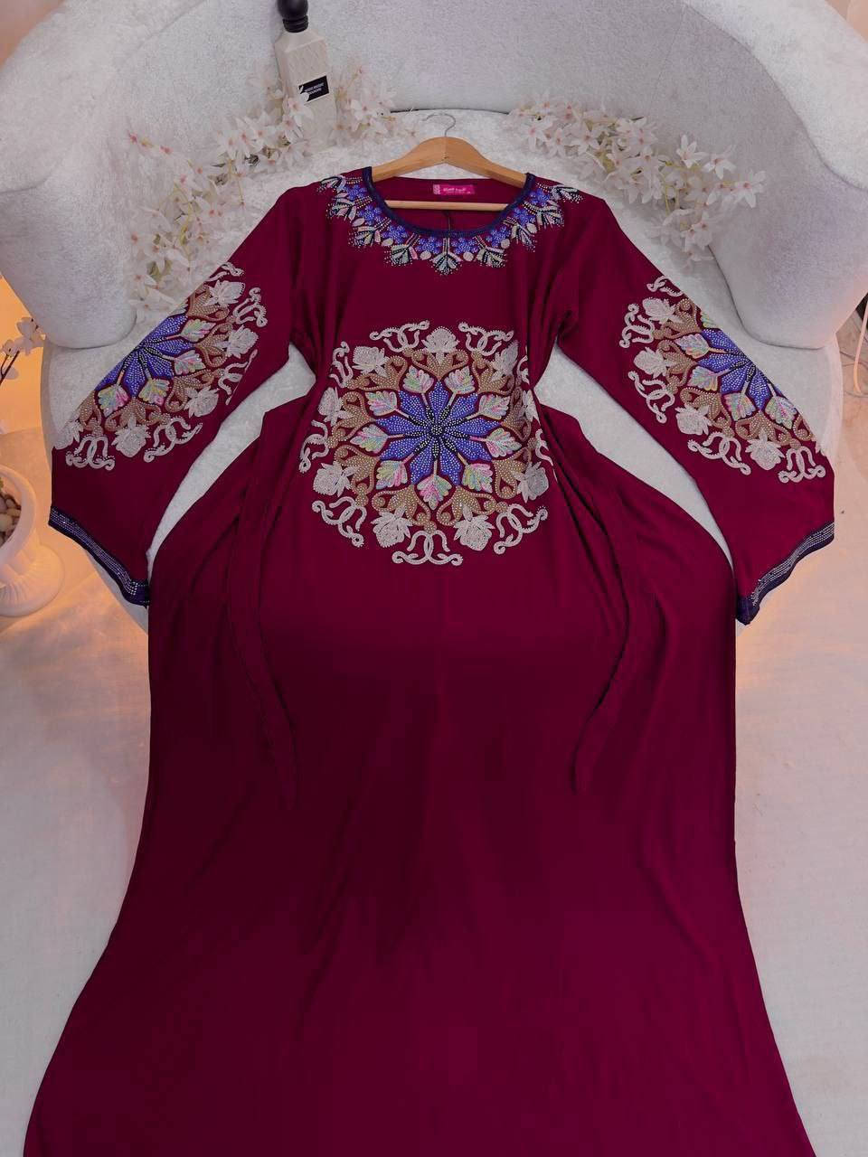 أناقة وفخامة بتطريز درجة أولى
بخامة كشمير دبل كلوش شغل ستراس حراري درجه اولى 
القياس L/XL/2XL

سعر الدرزن 160 الف


**إذا كنت صاحب هذا الإعلان وتريد حذفه لأي سبب، رجاءا أرسل رسالة إلى الدعم الفني**