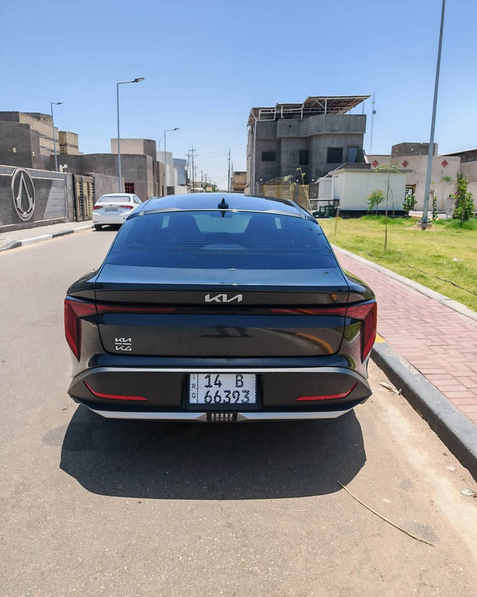 كيا كي 4 موديل 2025 
الحادث موضح بالصور ماشيه 9000 كلم السعر 173 
رقم الهاتف *********** 
مكان السيارة بالبصرة
