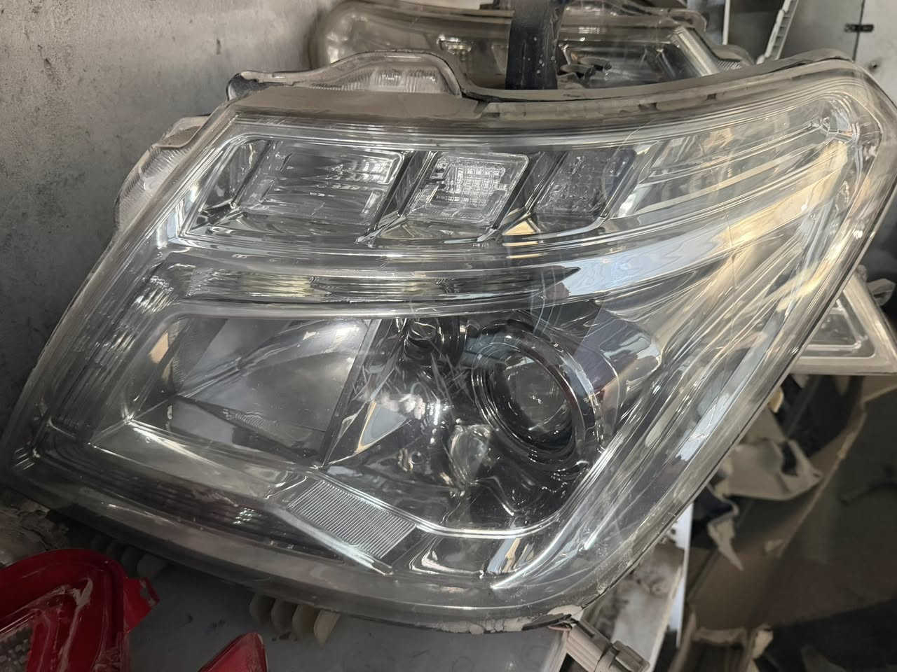 لايتات باترول نضافه 80‎%‎  ابو الاد سعر زوج 500$ مكاني نجف ***********
