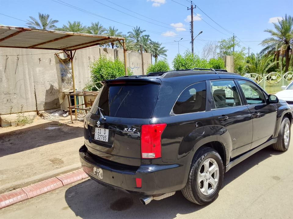 السلام عليكم
اخوان سيارة سازوكي x7l 
7 راكب موديل لون اسود ٢٠٠٨
مصبوغة حزام ...السعر ٦٨ ورقة وبيها مجال بسيط
تلفون ..***********
