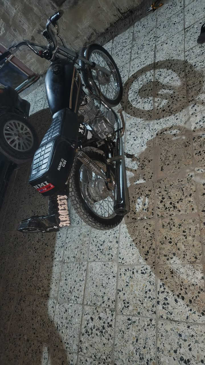 السلام عليكم دراجه كلك  للبيع موديل 19محرك 22المكان الدوايه السعر 400وبيه مجال


**إذا كنت صاحب هذا الإعلان وتريد حذفه لأي سبب، رجاءا أرسل رسالة إلى الدعم الفني**