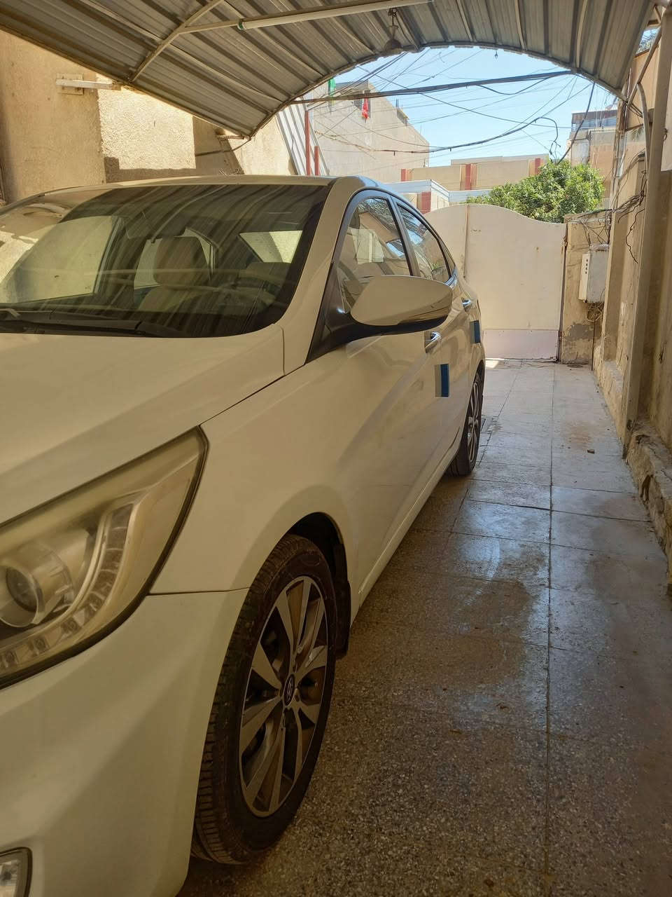 السلام عليكم...
اخوان شوف الفيديو وخابرني وبالخدمة اكسنت خليجة 
موديل 2016  رقم بغداد الجديد رقم مميز الدولي باسمي 
مكفولة من الحادث والصبغ والتبديل فول موصفات بلو 
محرك 1600 دبل قطره المرغوب السعر  105 وبيه مجال 
خابر وتدلل ***********  به واتساب  لا تراسل خابر وتدلل  مكاني بغداد البنوك او شارع فلسطين
