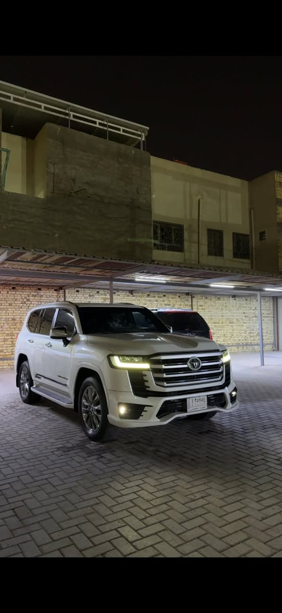 لاندكروز 2022VXR
ماشيه 90 الف km 
رقم بصره باسمي تحويل ثاني يوم
كفاله من صبغ بيه بس بارد كد صبع بلجاملغق عكس سايق 
عل وضع شركه سياره جديده مبعنى كلمه 
مغلفه نانو بلكامل 
ام ضمان SAS 
معروفه مواصفات vxr دواخل احمر فول لكزز اعلى فئه 
عنواني بصره معقل 
سعر 670 وبيه مجال 
يعني ست شدات وسبعين ورقه 
المو شراي لا بتعبني 
رقم هاتف ‭ ***********‬
***********
