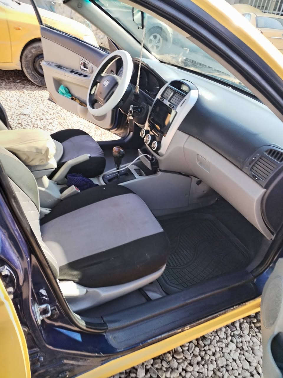 السلام عليكم
كيا اسبكترا للبيع موديل 2009 وارد امريكي حادثها جاملغ خلفي وباب خلفي مبدل سياره خير من الله كير مكينه حداديه كله جديد
سعر 71 وبيها مجال
للاستفسار ***********
***********
