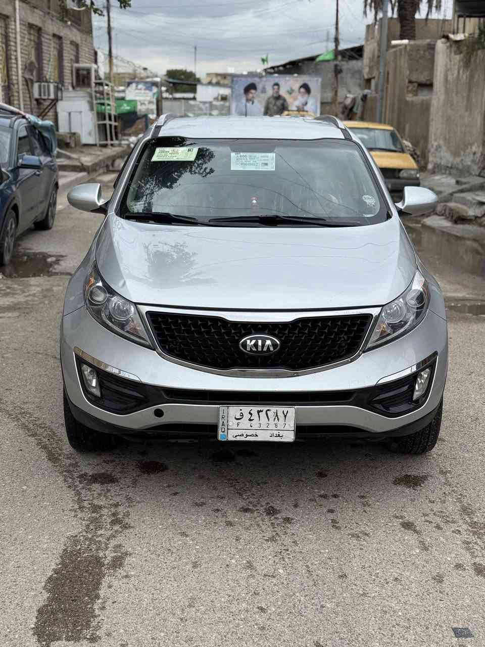 للبيع كيا سبورتج موديل٢٠١٥ حادث منشور بالصور 
مكينه كير خير من الله سياره ماشيه ١١٦ الف حقيقي
استخدام  على أيد وحده سياره جديده ما ناقصها شي سونار موجود سياره جاهزه للأخير تحويل مباشر سياره سعر١١٨ وبيها مجال 
عنوان بغداد البلديات 
هاتف ***********
