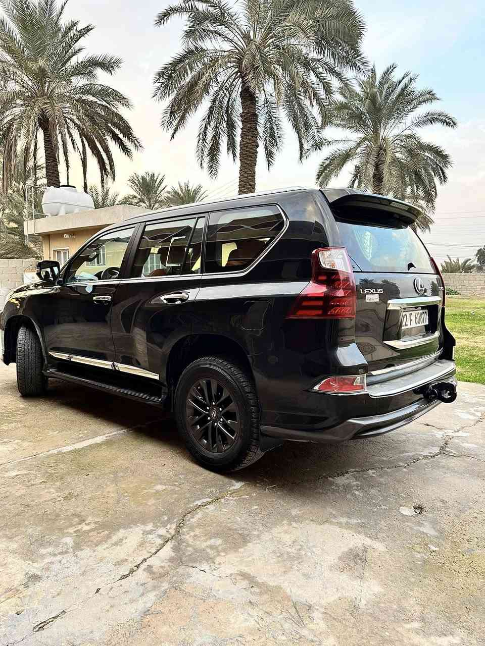 السلام عليكم
لكزس للبيع 2021 🔥🔥
GX460 
السياره 8 سلندر 
V8 
السيارة ماشيه 200
السيارة كلش نظيفه و مكفوله من الصبغ مابيها ولاقطعه 
للبيع فقط 
للاستفسار ***********
