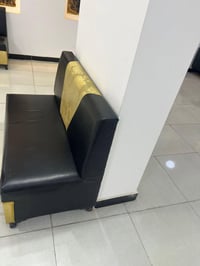 مسطبه حلاقه مستعمل اقل الشهر متوفر 11 قطعه نضافه 100‎%‎ سعر القطعه 40 ...