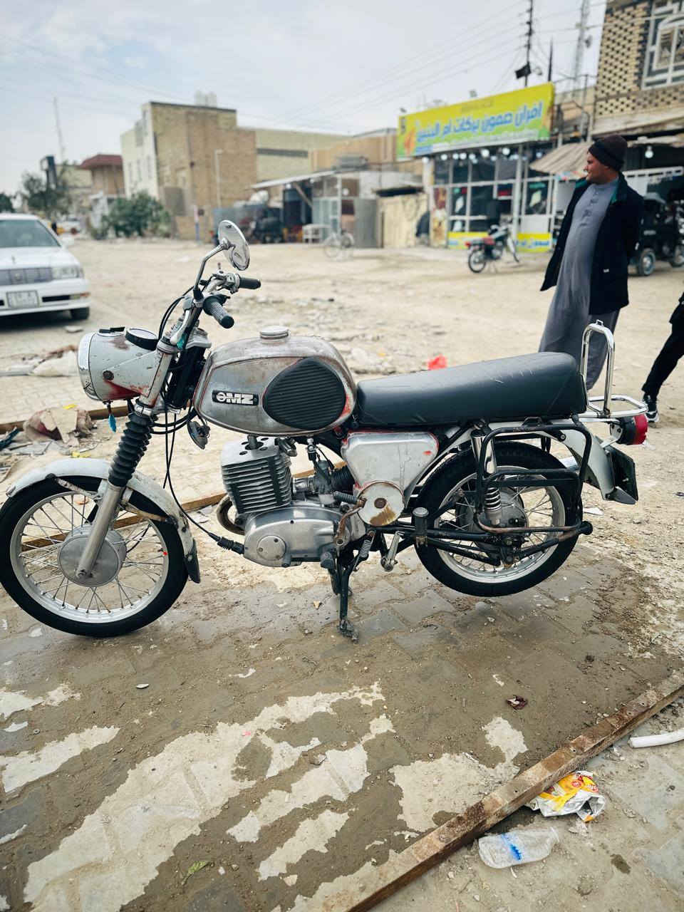 سلام عليكم عيني الجنايه ماطور البيع واحد وثمانين ماطور بلادي لحيم مابيه سايس ٢ عل فتح ماطور جاهز عله اخرر حبايه الف مذب عليه سنويه بدون راعي حته كتاب بيه مال الشركه مالته مكاني نجف حي شرطه السعر مليون وتسعميه وبيه مجال الشراي يخابريني وبيه خير ويدلل ***********
