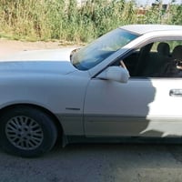 ملكه • جنطه ديفور • واسط الموفقيه