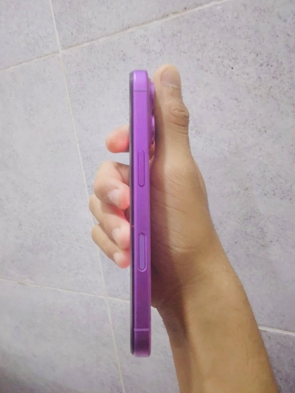 للبيع ايفون 16📱
لون زهري

ذاكره/256اعلئ شي 

دبل خط يعني سيمكارتات ثنين

مبدل شاشه وكاله

فيس إيدي شغال📷 

الضهر بي فطور يتبدل

بطارية/95🔋

سعر ٦٠٠يرهم مراوس ١٥ ١٤ 

متواجد خاص وعل خط واتساب

***********
