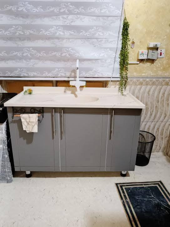 كاونتر ارضي وملحق مترين وسنك متر و20
خشب mdf السعر 265 🤎💫


**إذا كنت صاحب هذا الإعلان وتريد حذفه لأي سبب، رجاءا أرسل رسالة إلى الدعم الفني**