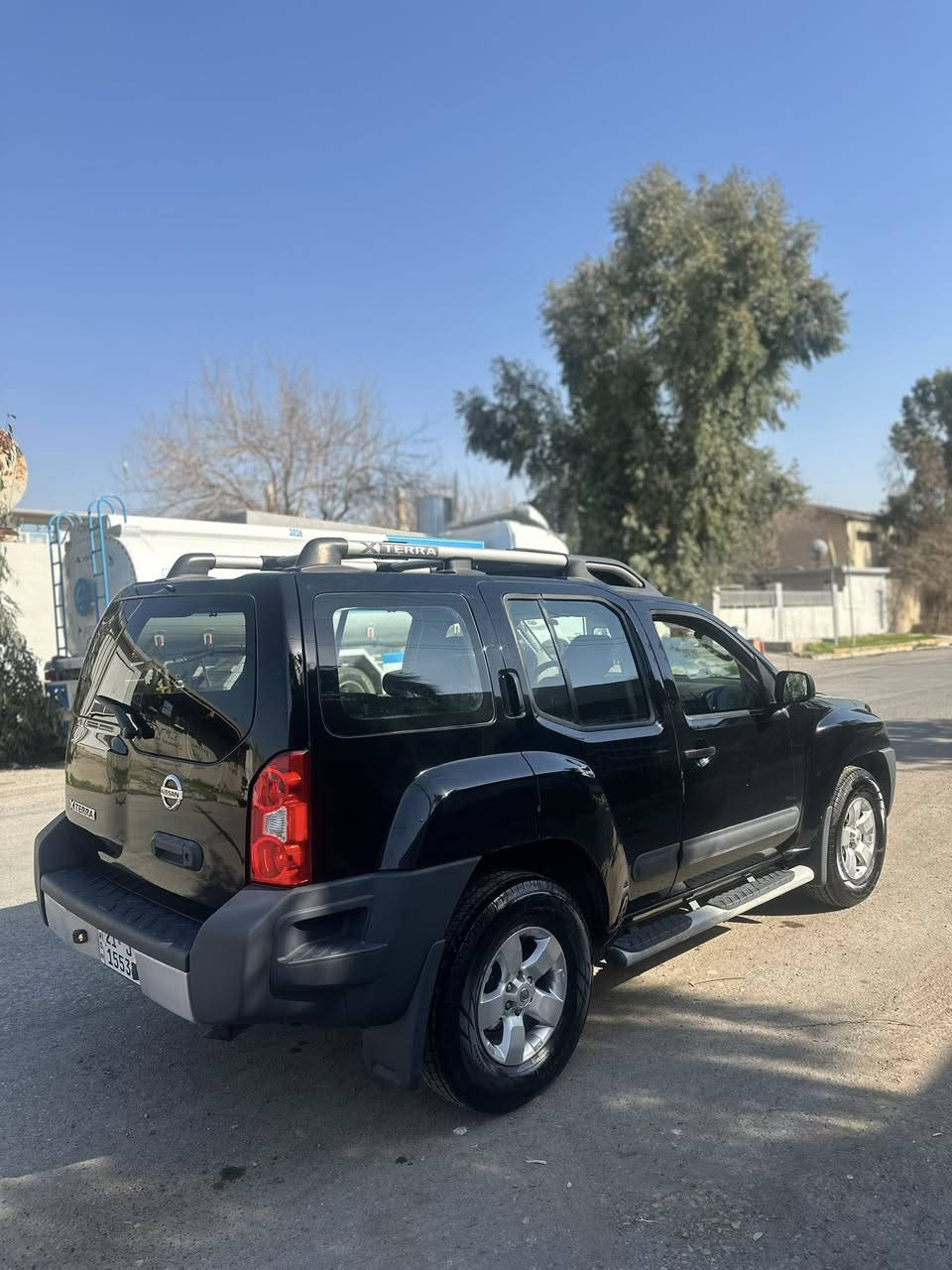 عندي نيسان اكسترا
موديل 2011
سياره رقم سليمانيه بسمي 
كلشي جديد حل٢٠٣٠
گير محرك تبريد بشرط
صدر عداديه كلشي بشرط
سياره بيها ١قتع بدون دواخل بدون ارباگ
سعر١٠٨بيها مجال قليل 
مكان اربيل
واتساپ***********
