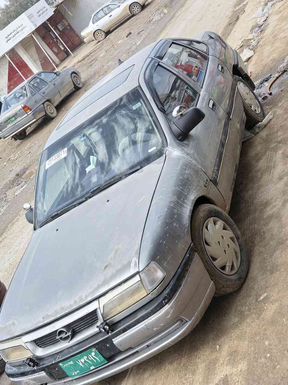 السلام عليكم
فكترا حجم 20
موديل 95
كير ومحرك شرط 
شرط تحويل 
بيها كابون واكف
سياره جاهزه 
تراي وين ماتبي 
سعر 28 
مكان ربيعه 
ستفسار
 ***********

***********
