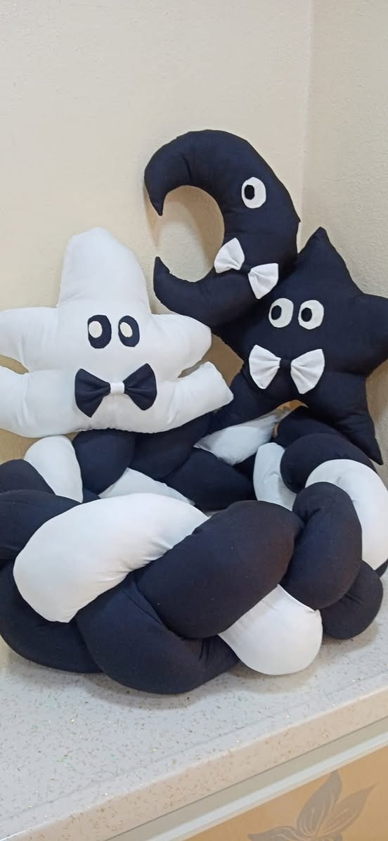 جلسة جديدة ب لون الرصاصي السادة التحفة
نشتغل دواشك ومخدات وكوشات 
سيت مصدات تخت البيبي 
حسب الطلب.. اسعار مناسبة 😍 
متوفر توصيل 💥


**إذا كنت صاحب هذا الإعلان وتريد حذفه لأي سبب، رجاءا أرسل رسالة إلى الدعم الفني**