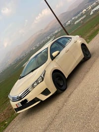 تۆیۆتا کرۆلا 2014 تەکسی  گێڕ و مەکینە بەشەرت  340 هەزار ڕۆیشتوە  سەیار...