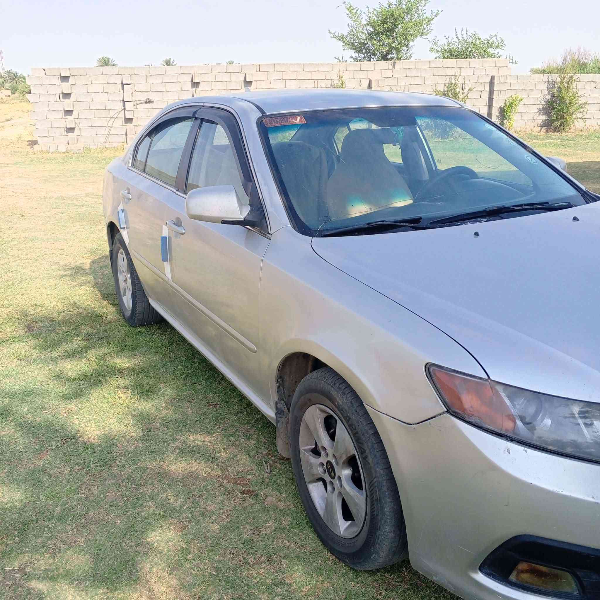 السلام عليكم تحيه طيبه للبيع اوبتمه ٢٠٠٩رقم شمالي كير ومحرك وحداديه وتخم تاير سياره حاهزه السعر ٩٠ وبيهه مجال بيه صبغ احزام ***********
