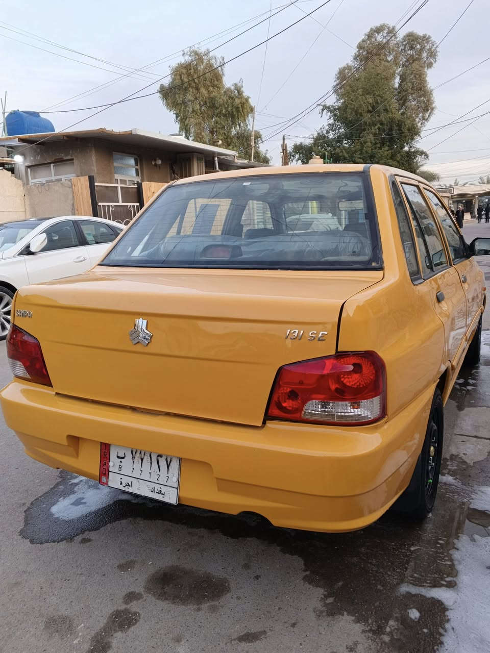 للبيع فقط سايبا موديل 2012 
كير مكينه حدادية كله جديد 🧿🧿
بيها فقط باب السايق مصبوغ وهلالات سياره جديده 💯💯
مصفرة هيئة وغرامات سنوية ل28 
تخم تاير صبغ ويل حراري 
مدوشمة داخل جديد 
مكاني شهداء البياع السعر 32
لاتصال ***********
