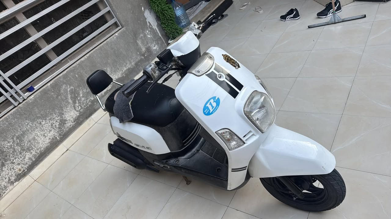 بوليسي مبدلة فقط ولفات
تفاصيل خاص سعرها ٦٠٠ وبيها مجال قليل قليل مو تجيني تكلي ب ٥٠٠ تبيع


**إذا كنت صاحب هذا الإعلان وتريد حذفه لأي سبب، رجاءا أرسل رسالة إلى الدعم الفني**