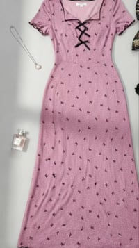 تراكات وفساتين • فيروزة • قطني ودانتيل