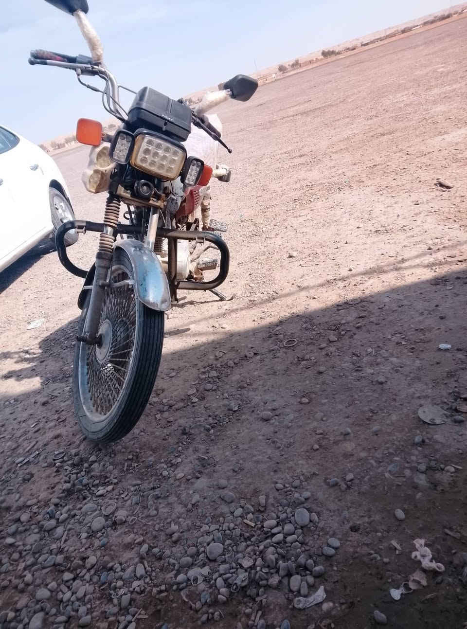 السلام عليكم 
ماطور اللبيع اربعه كير ايراني انضيف 
سعر 350
وبه مجال الطيبين إنشاءالله
***********
