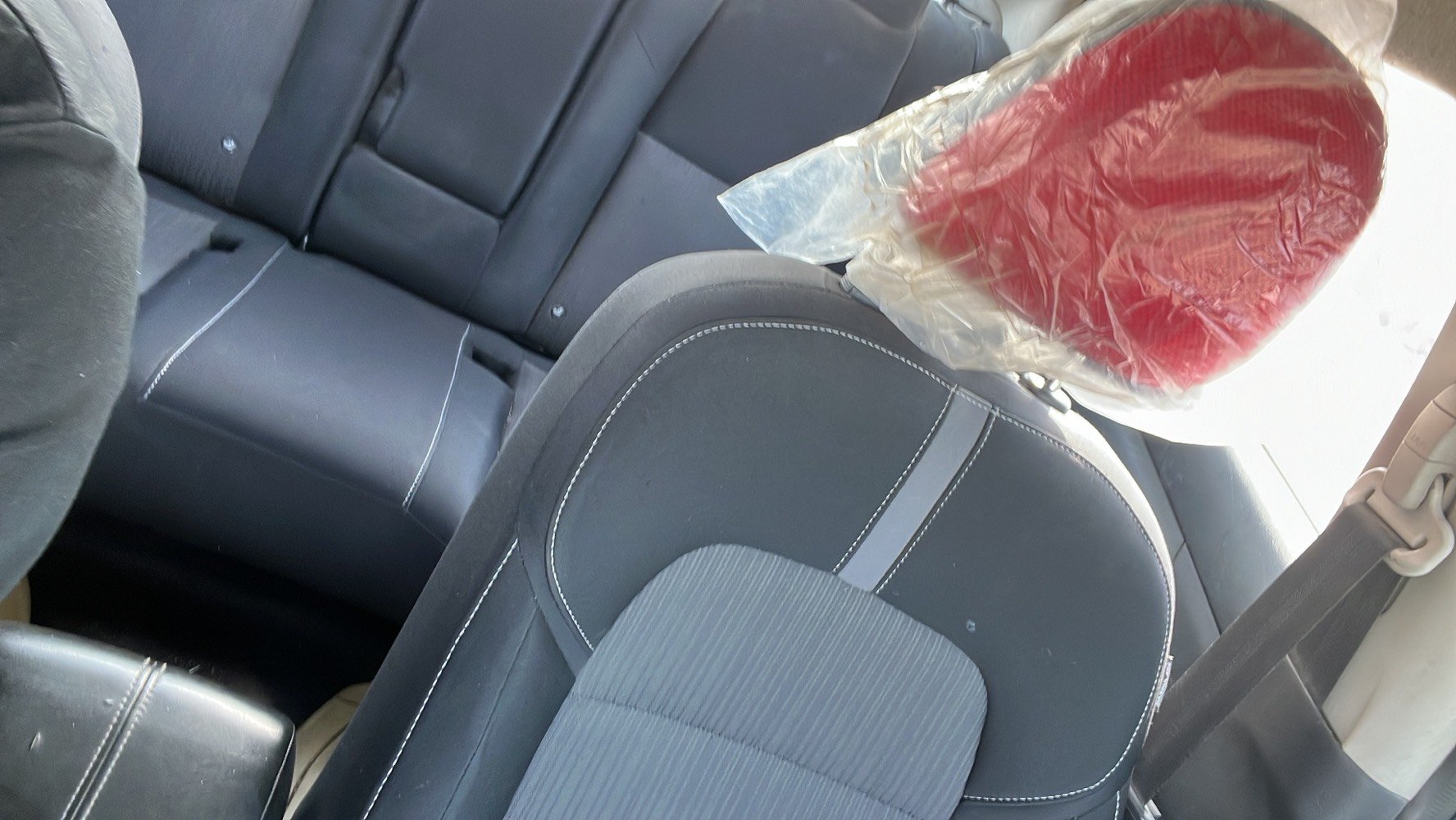 سنترا مديل 21 للبيع او مراوس
سياره فول مواصفات
بيها شخوط بالقماره مثل ما موضح بالصور 100 وبيها مجال