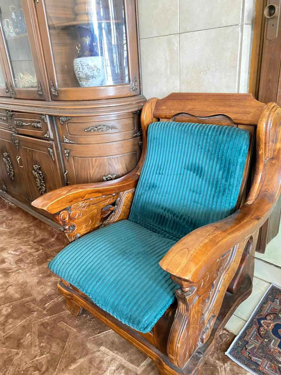 التخم سبع مقاعد زان مصري ب 250 والبوفيه زان سوري تسكام سوري 
سعره 225 العنوان كربلاء عباسيه شرقيه للاستفسار خاص


**إذا كنت صاحب هذا الإعلان وتريد حذفه لأي سبب، رجاءا أرسل رسالة إلى الدعم الفني**