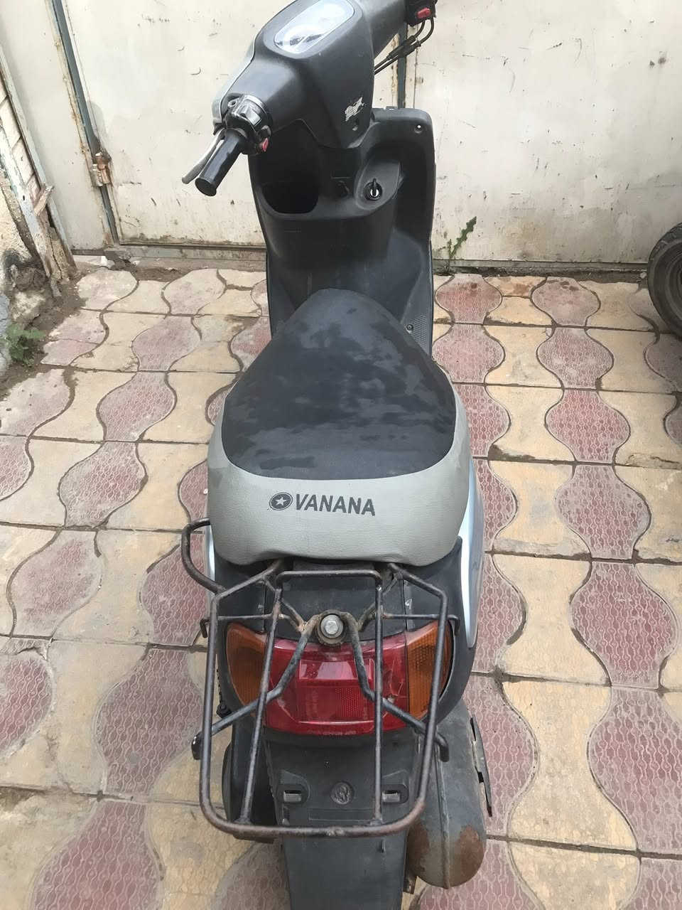 دراجة منغولي للبيع نكره سلف شاصي مكفول مجفته تجفيت درجه اولا  كل الكهربائيات شغاله مكينه ناعمه وصافيه نقصه فقط السله دراجه جاهزه فقط السله نقص مكان الدراجه حي المعلمين سعره 225 الف وبيه مجال كلش بسيط بعد المعاينه تفاصيل اكثر على الخاص وتدلل


**إذا كنت صاحب هذا الإعلان وتريد حذفه لأي سبب، رجاءا أرسل رسالة إلى الدعم الفني**