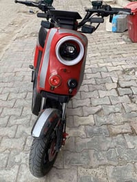 R9 • دراجة شحن • خدوش