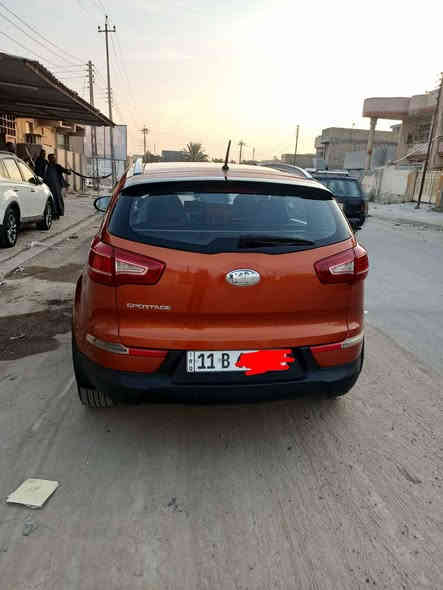 السلام عليكم / سبورتج ٢٠١٤ خليجي لون مشمشي السياره تخم تاير حساس خلفي صدر جديد محرك نضيف جدا بدون اي تبخير تبريد جيد  مري شفط بنوراما مسجل شاشه مري شفط السياره كاميرا خلفية مدوشمه جلد الارضيه والكشنات ماشيه ١٨٢ بيه تبديل بنيد نفس اللون فقط وصبغ جزء من الباب الخلف السائق وخشم الجاملغ الامامي فقط السياره جدا نضيفه السعر 143 وبيه مجال قليل ... او مراوس ب كورلا هايبرد حديث . عنوان السياره بغداد الطارمية *********** بلاد
