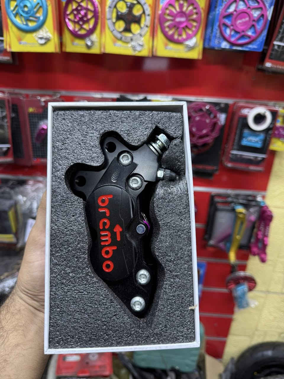 محل مستر ماكس للدراجات النارية 
شتحتاجون للماكس موجود 
ترويد /تصليح/ اداوات احتياطية/ زيوت 
بغداد/ زعفرانية/ نهايه شارع معهد مجاور المدرسة الصفرة


**إذا كنت صاحب هذا الإعلان وتريد حذفه لأي سبب، رجاءا أرسل رسالة إلى الدعم الفني**