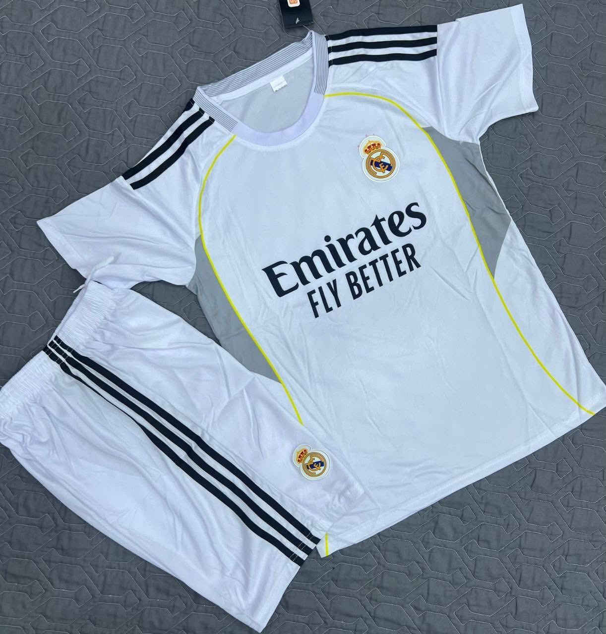 عرض خاص على الانديه التايلندي 
سعر السيت ١٢ قطعه صار ب ٦٠ ألف فقط 😍❤️
قياسات ميديم لارج اكس لارج اكسين 
متوفر توصيل ٥ لكل العراق


**إذا كنت صاحب هذا الإعلان وتريد حذفه لأي سبب، رجاءا أرسل رسالة إلى الدعم الفني**