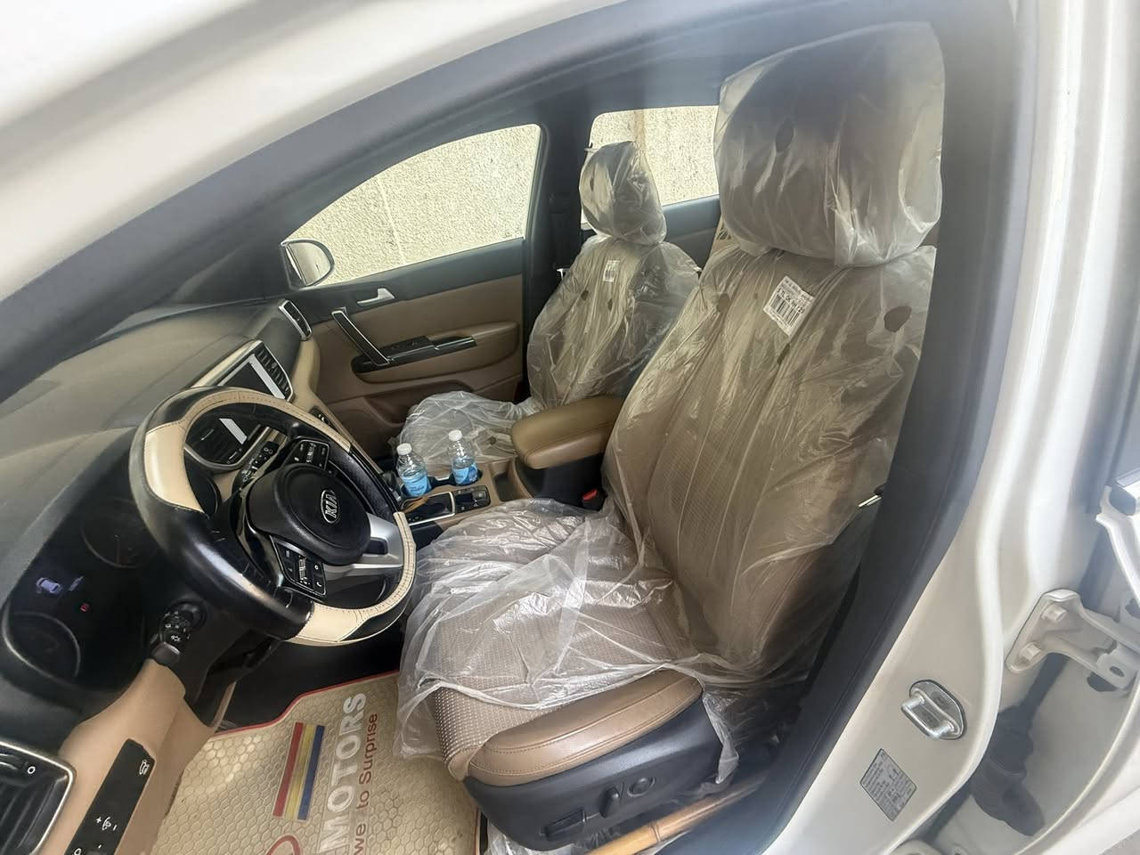 سبورتج 2019 خليجي فول مواصفات (فتحه بانوراما،بصمتين، كراسي كهرباء، اشارات بالمري، الى اخره هواي مواصفات ) مكفوله من الصبغ والتبدل رقم بغداد بأسمي سياره جاهزه من كلشي تحويل ثاني يوم 
الاتصال ***********
او مراسله على الواتس اب لنفس الرقم
