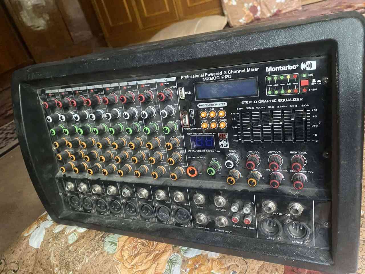 السلام عليكم جهاز مونتربو استخدام. موسم واحد
مع 2سماعات وحده تشتغل وحده واكفه نضيفات اللائمانه للبيع مكاني بابل النيل ***********
